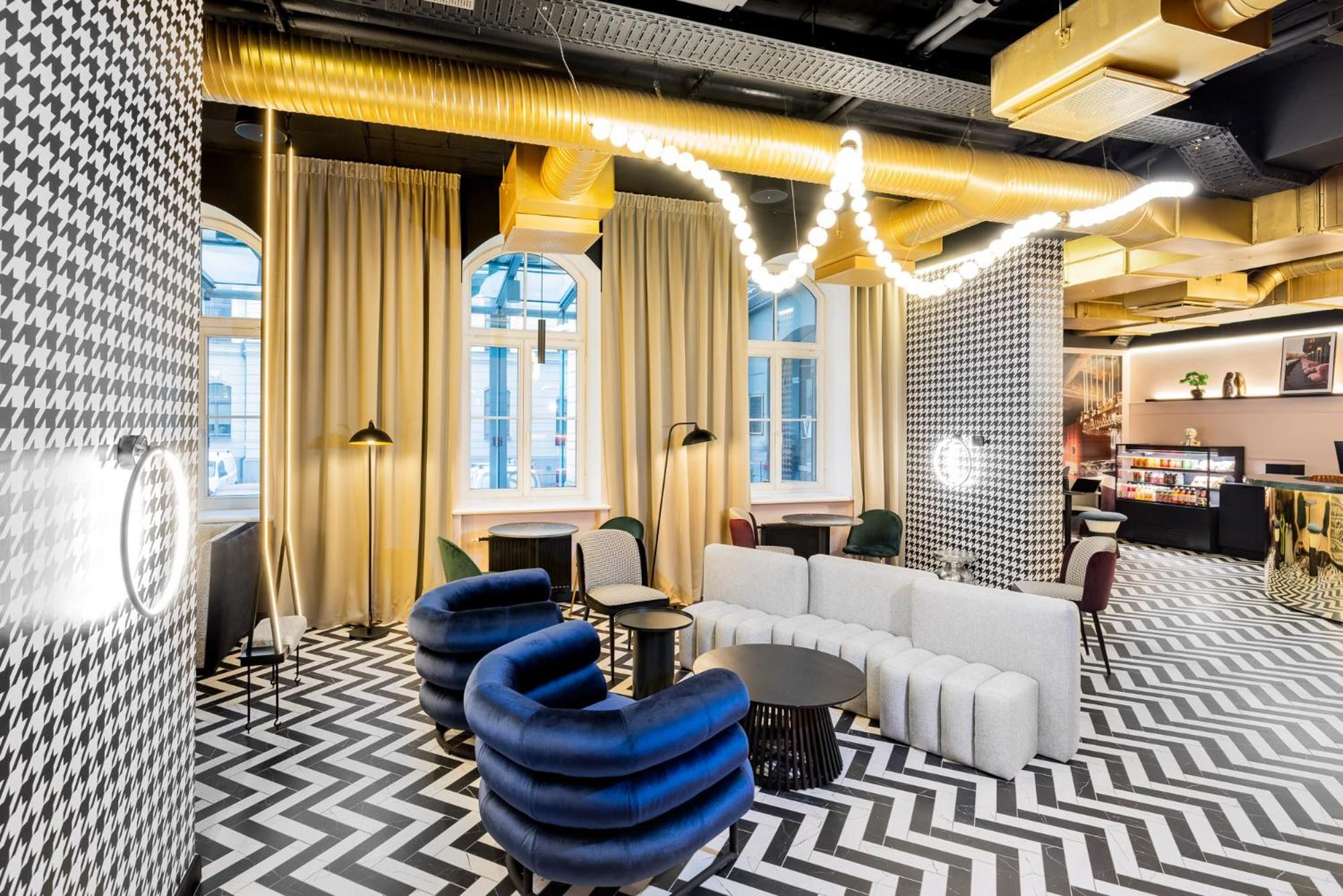Hotel Tribe Center 4*